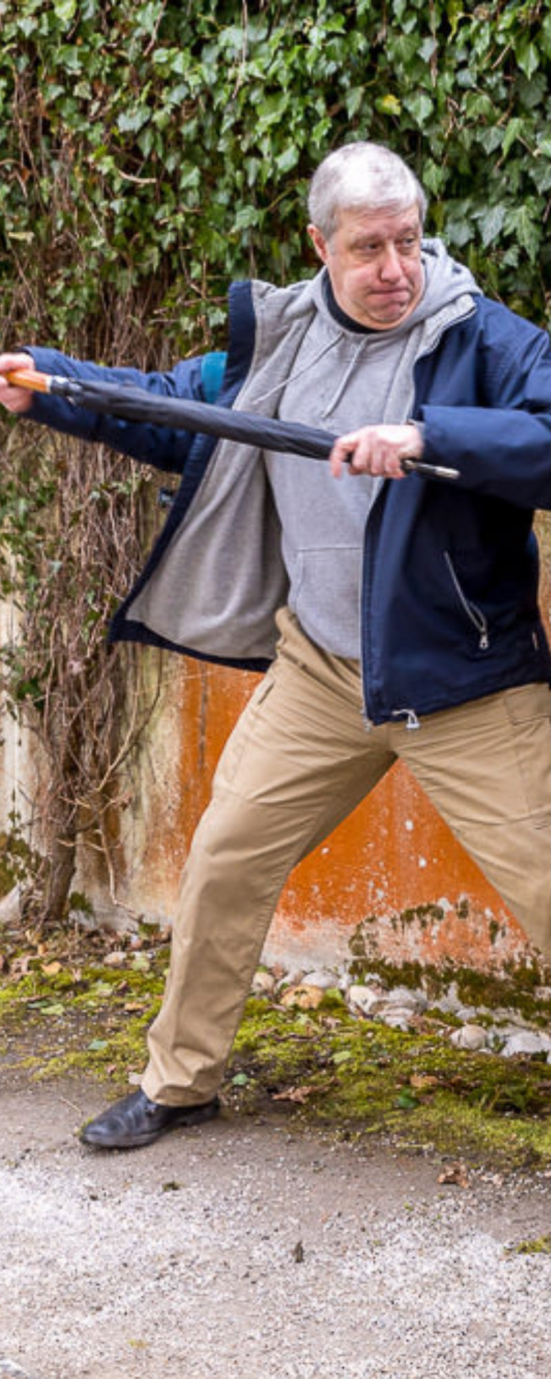 Security umbrella self-defense umbrella legal umbrella weapon